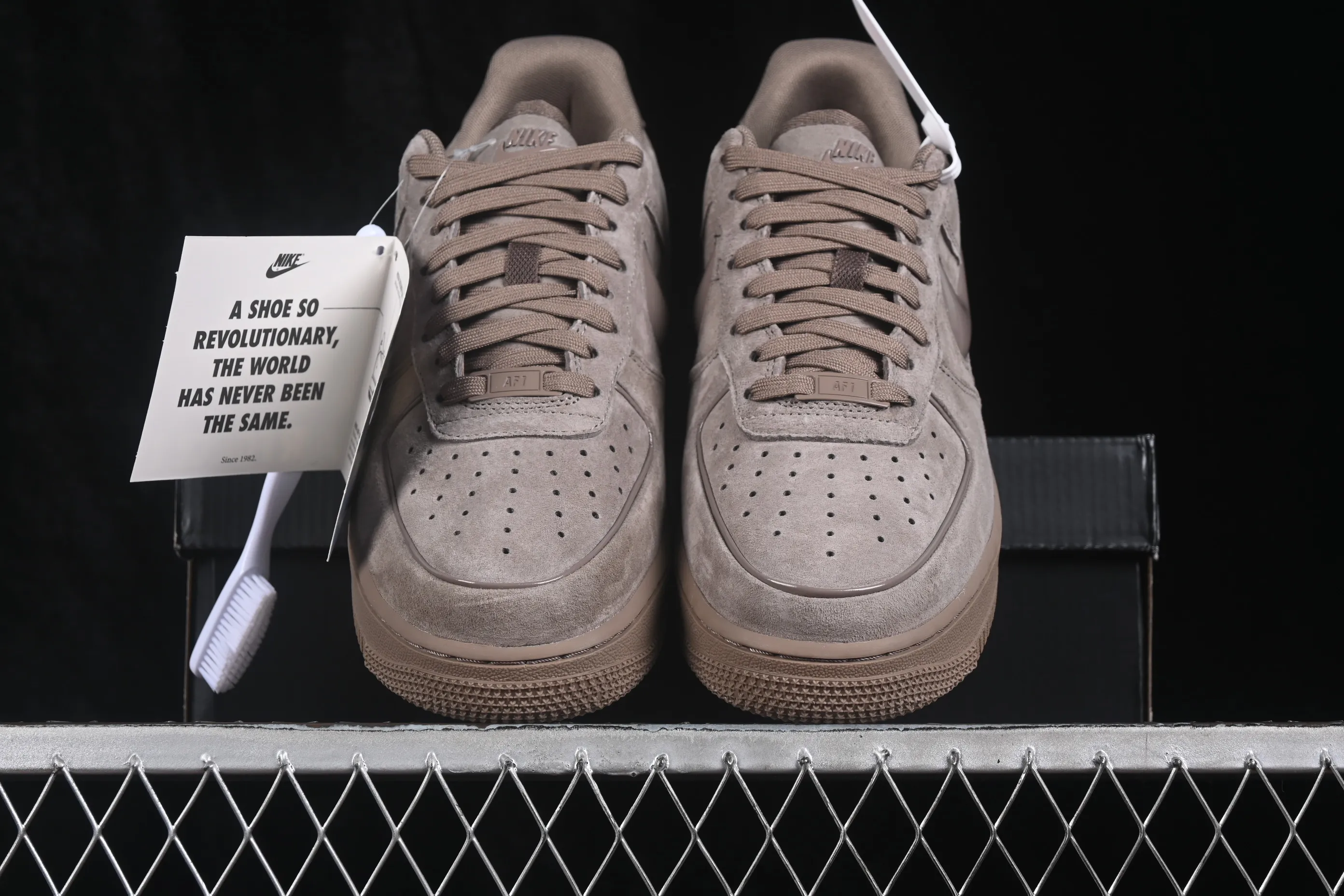 All categories Nk Air Force 1 Air Force series Nk Air Force 1 Low Air Force low-top Nike Air Force 1'07 Low Air Force 1 low-top casual sneakers HV4406-200